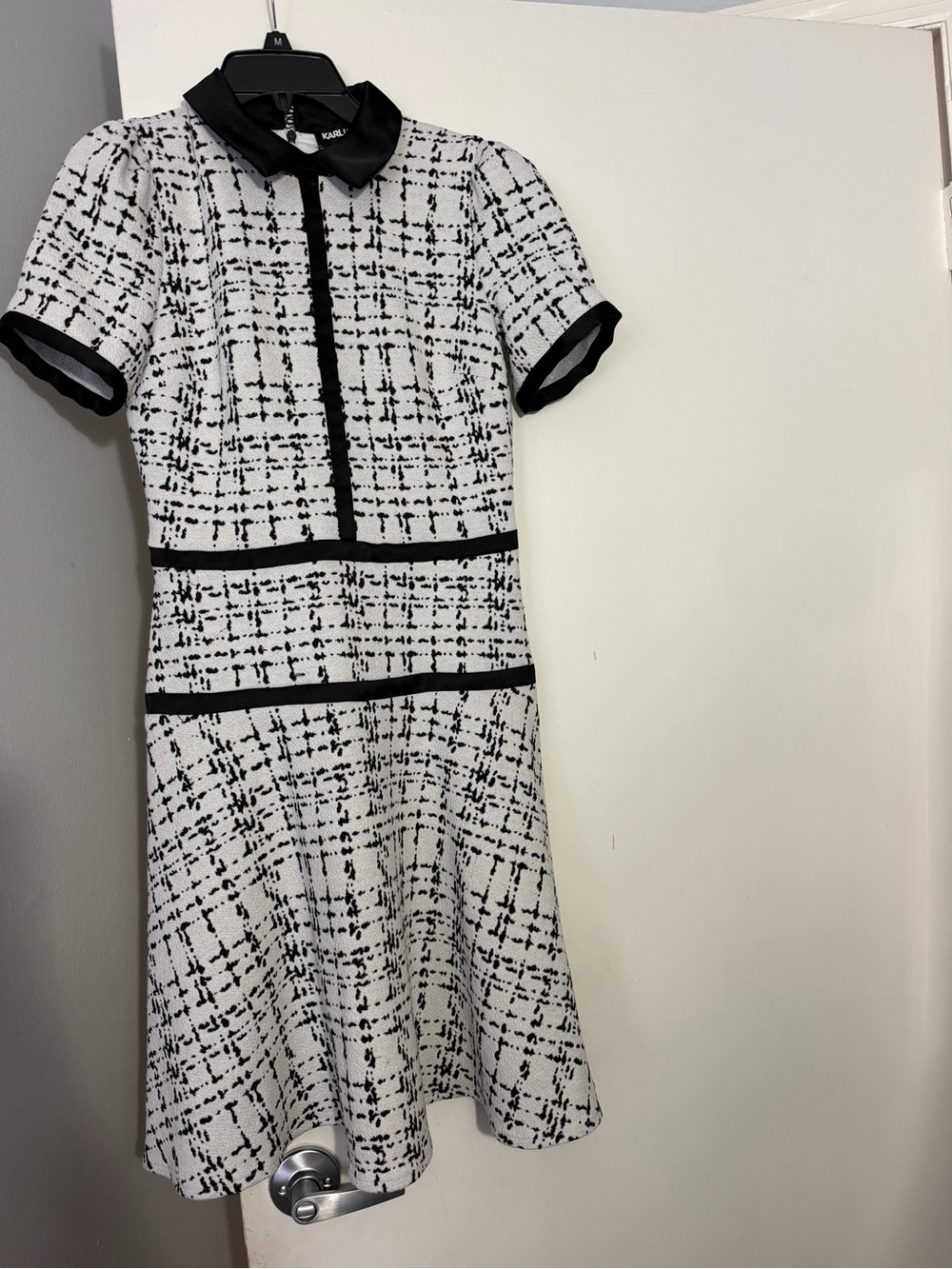 Karl Lagerfeld Black and White Tweed-Look Short Sleeve Dress